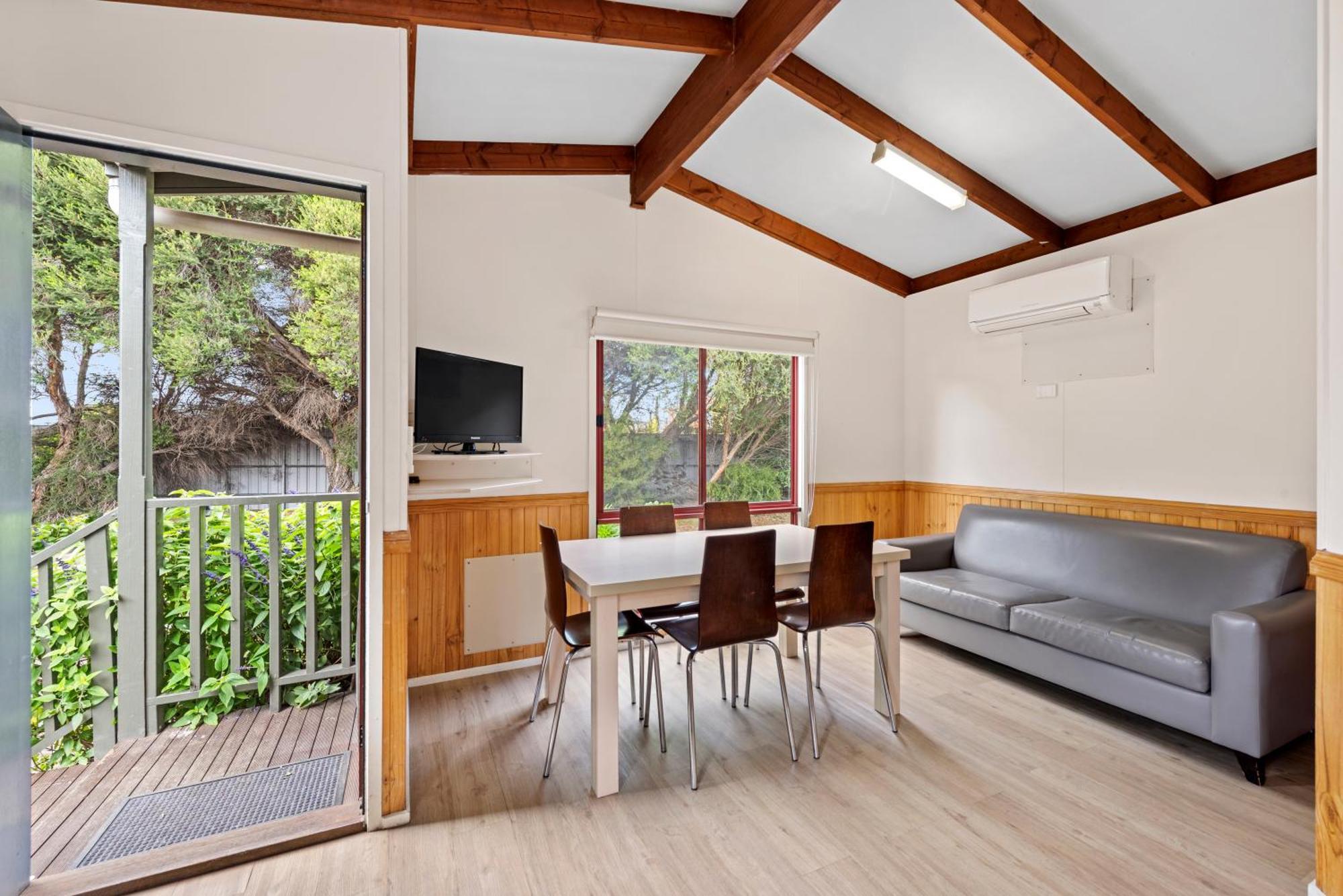 Discovery Parks - Melbourne Room photo